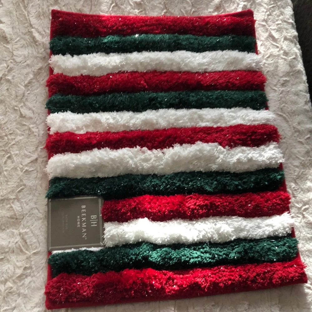 Beekman Home Red, Green, and White Holiday Bath Rug